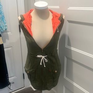 GUC! Sperry Full Zip Swim Coverup